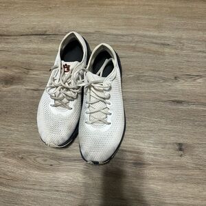 Under Armour Men's Cream Athletic Shoes